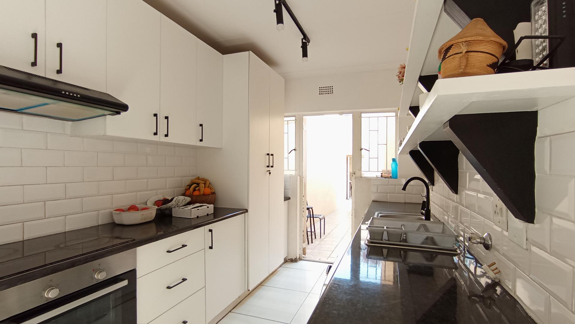 Kitchen - 12 square meters of property in Bryanston