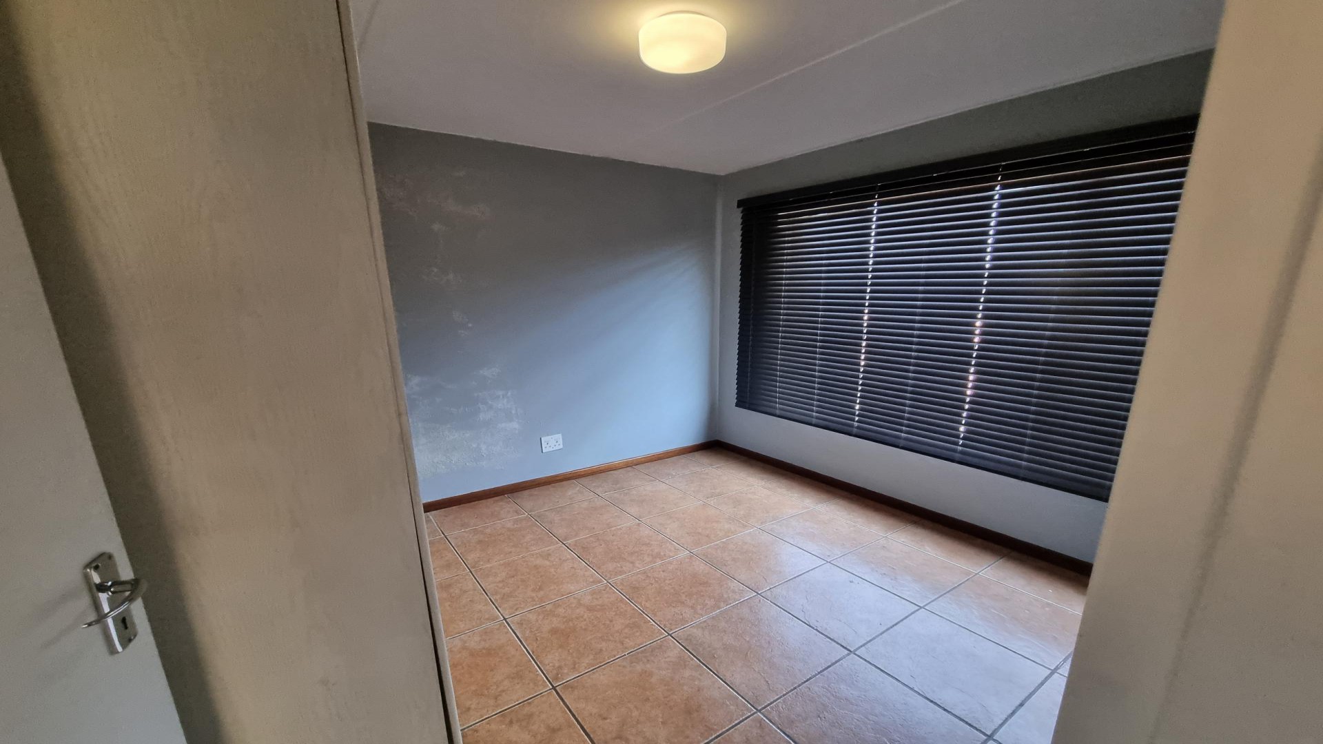 Bed Room 1 of property in Clubview