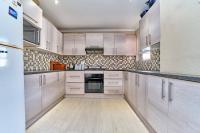  of property in Radiokop