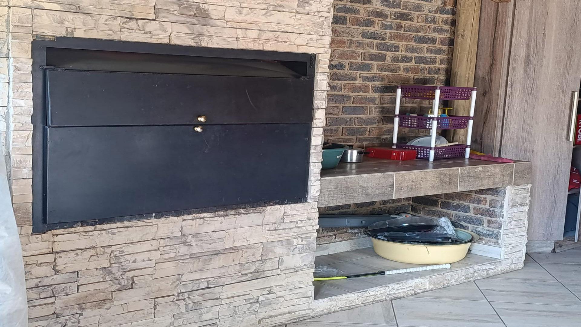 Entertainment of property in Pretoria Gardens