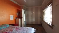 Bed Room 2 - 22 square meters of property in Pretoria Gardens
