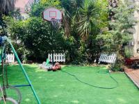  of property in Bedford Gardens