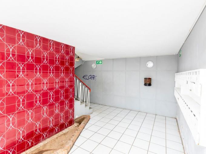 3 Bedroom Apartment for Sale For Sale in Southernwood - MR690254