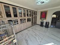  of property in Brackenhurst