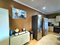  of property in Bendor