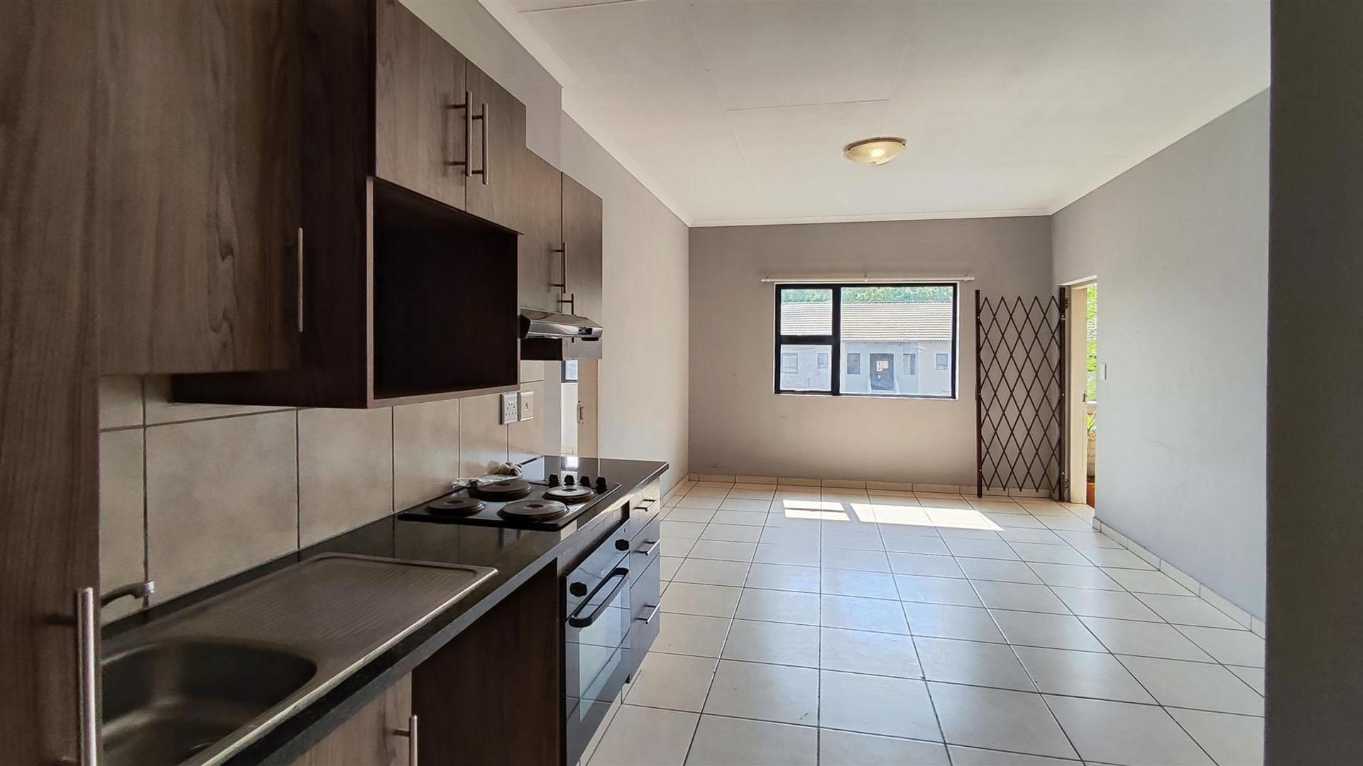 Kitchen - 7 square meters of property in Rynfield AH