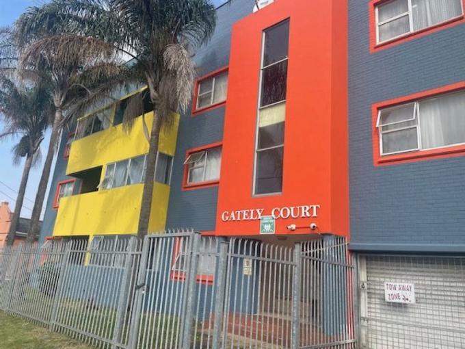 3 Bedroom Apartment for Sale For Sale in Southernwood - MR690427