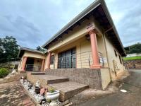 4 Bedroom 2 Bathroom House for Sale for sale in Amanzimtoti 