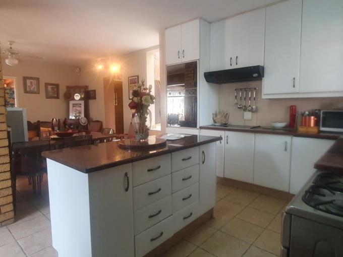 3 Bedroom House for Sale For Sale in Mulbarton - MR690485