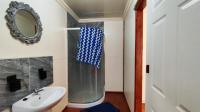 Bathroom 3+ - 6 square meters of property in Bredell AH