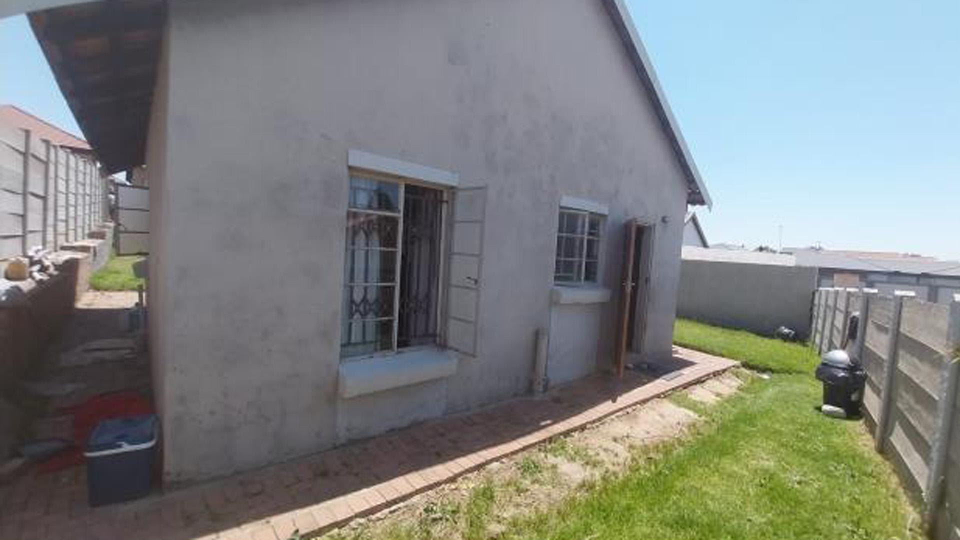 Backyard of property in Ermelo