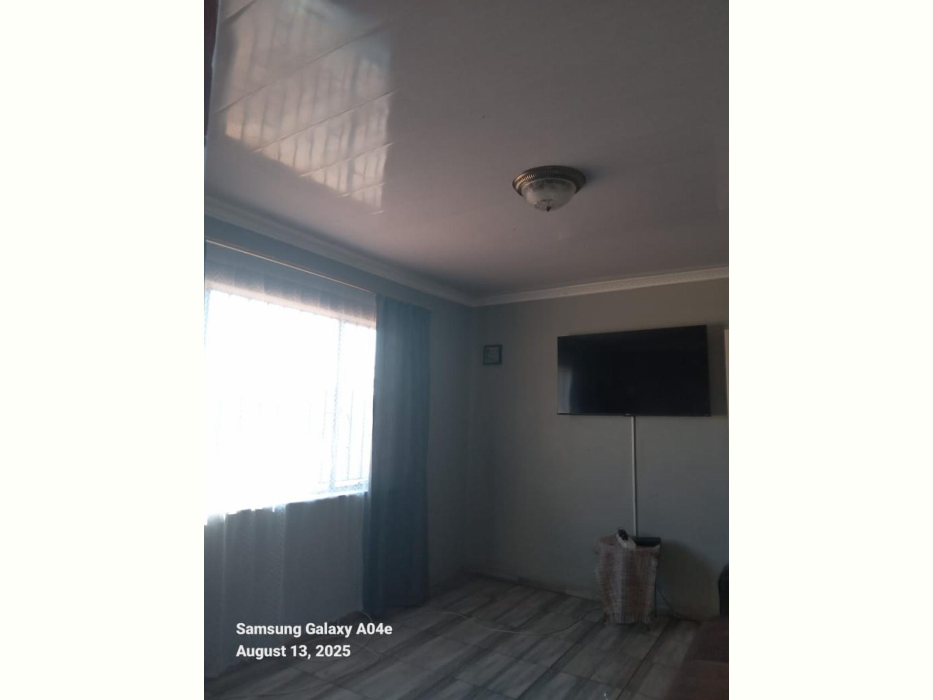  of property in Mohlakeng