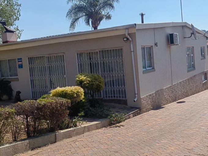 3 Bedroom House for Sale For Sale in Linmeyer - MR690560