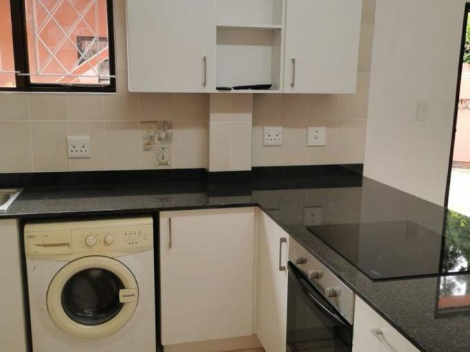 Apartment to Rent in Gillitts  - Property to rent - MR690565