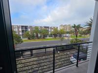  of property in Bloubergstrand