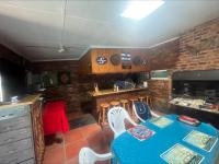  of property in Alan Manor