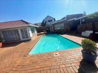  of property in Alan Manor