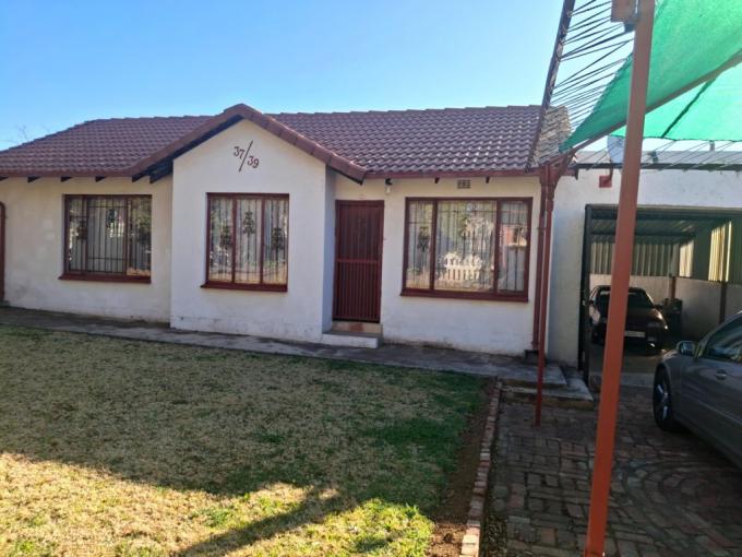 3 Bedroom House for Sale For Sale in Meredale - MR690630