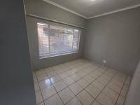  of property in Magalieskruin