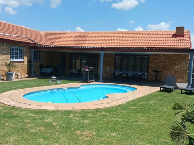 3 Bedroom House for Sale For Sale in Riversdale - MR690645
