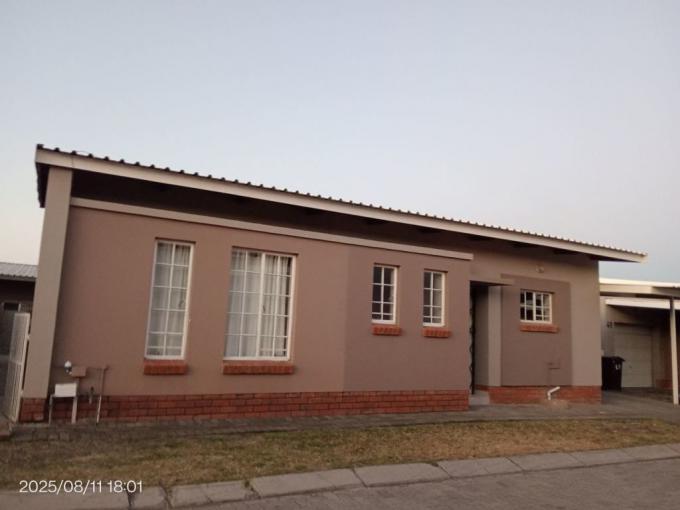 3 Bedroom Simplex to Rent in Waterval East - Property to rent - MR690691