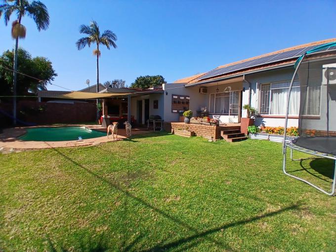 4 Bedroom House for Sale For Sale in Magalieskruin - MR690710