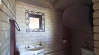 Guest Toilet - 3 square meters of property in Moreletapark