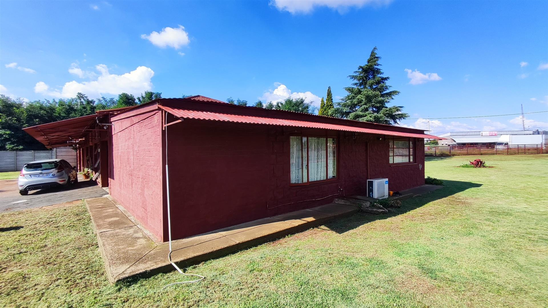 Front View of property in Springs