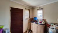 Kitchen - 10 square meters of property in Sky City