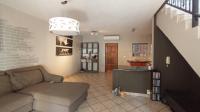 Lounges - 20 square meters of property in Pretorius Park