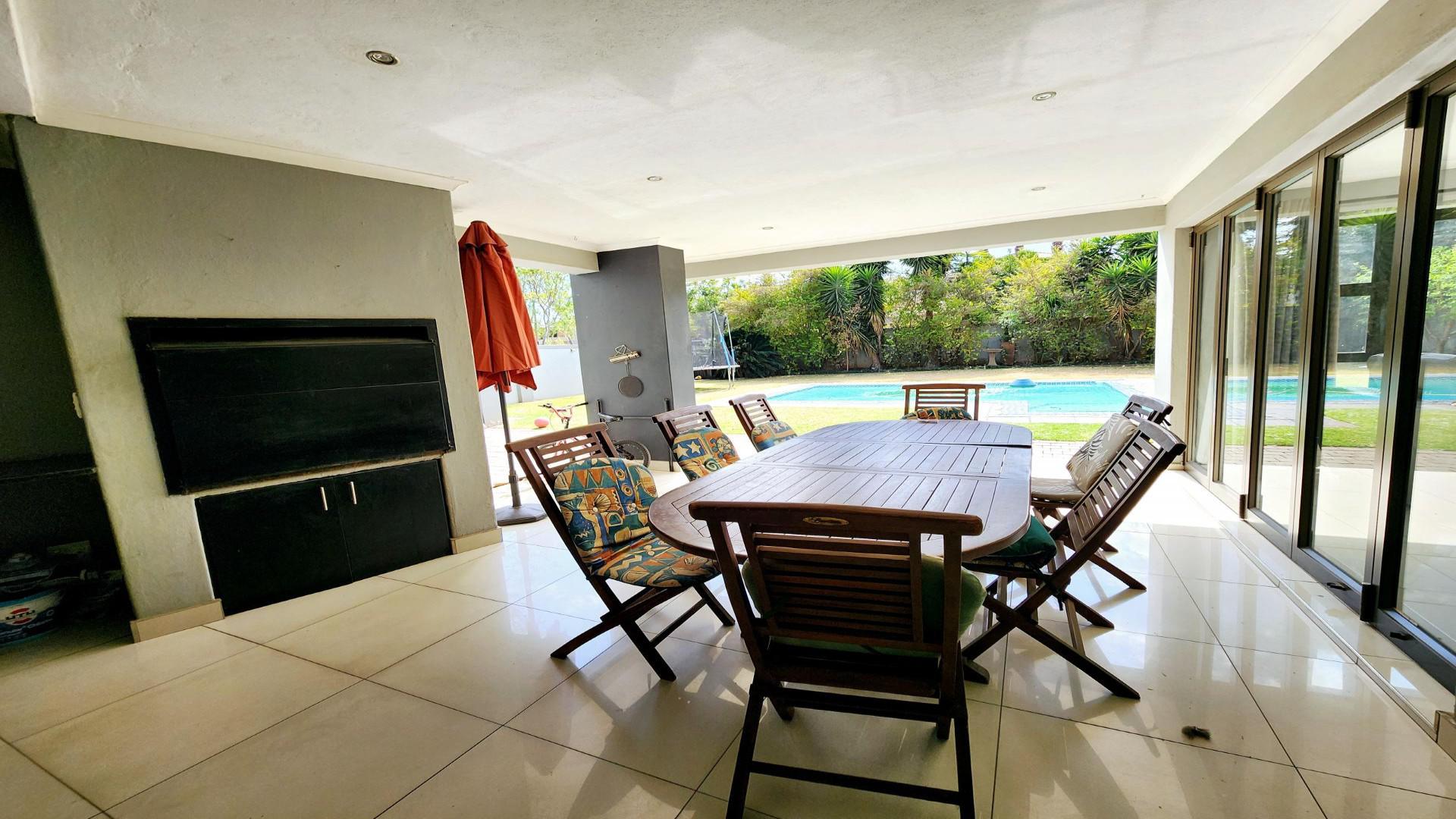 Patio - 54 square meters of property in Midstream Estate