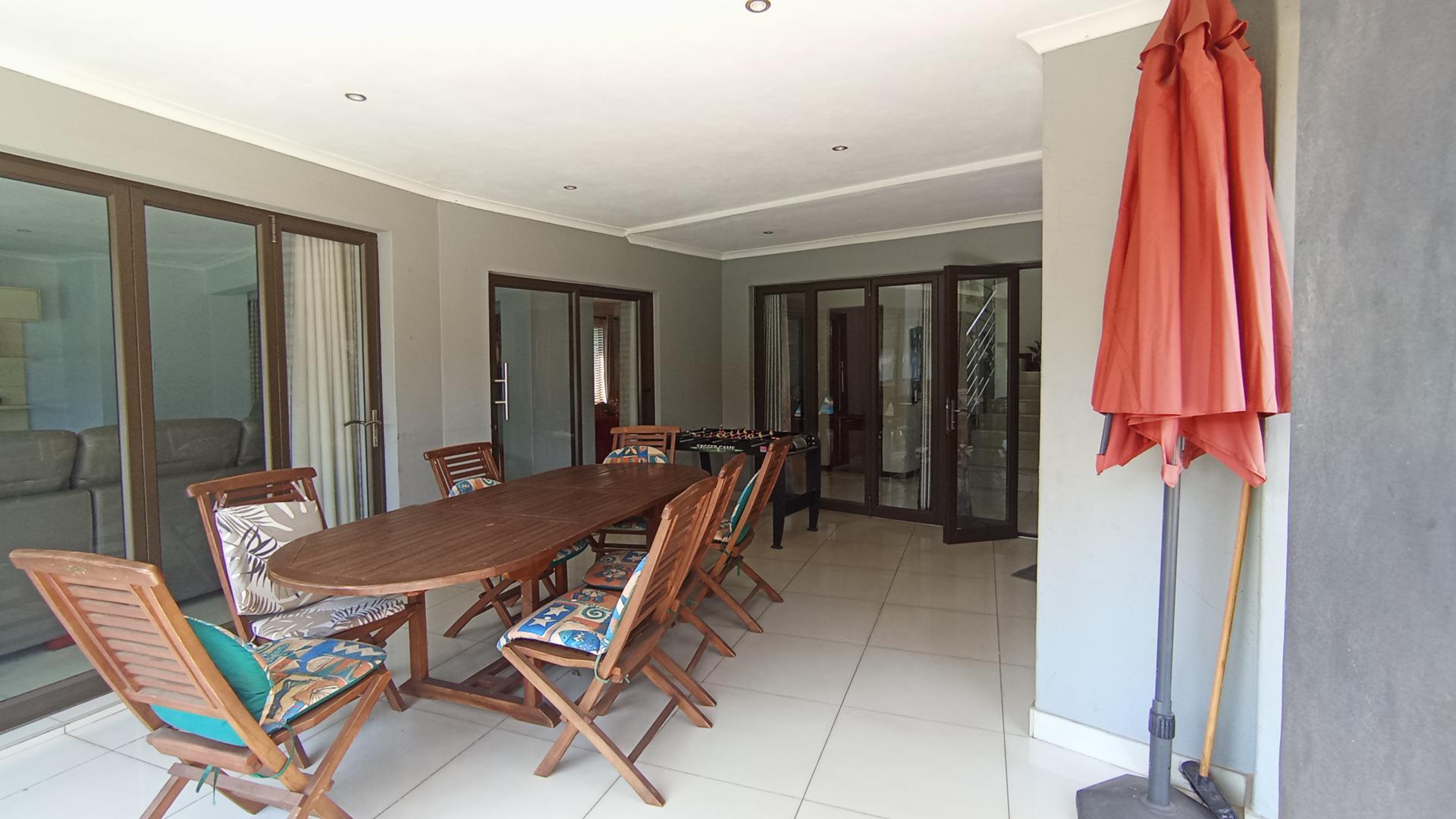Patio - 54 square meters of property in Midstream Estate