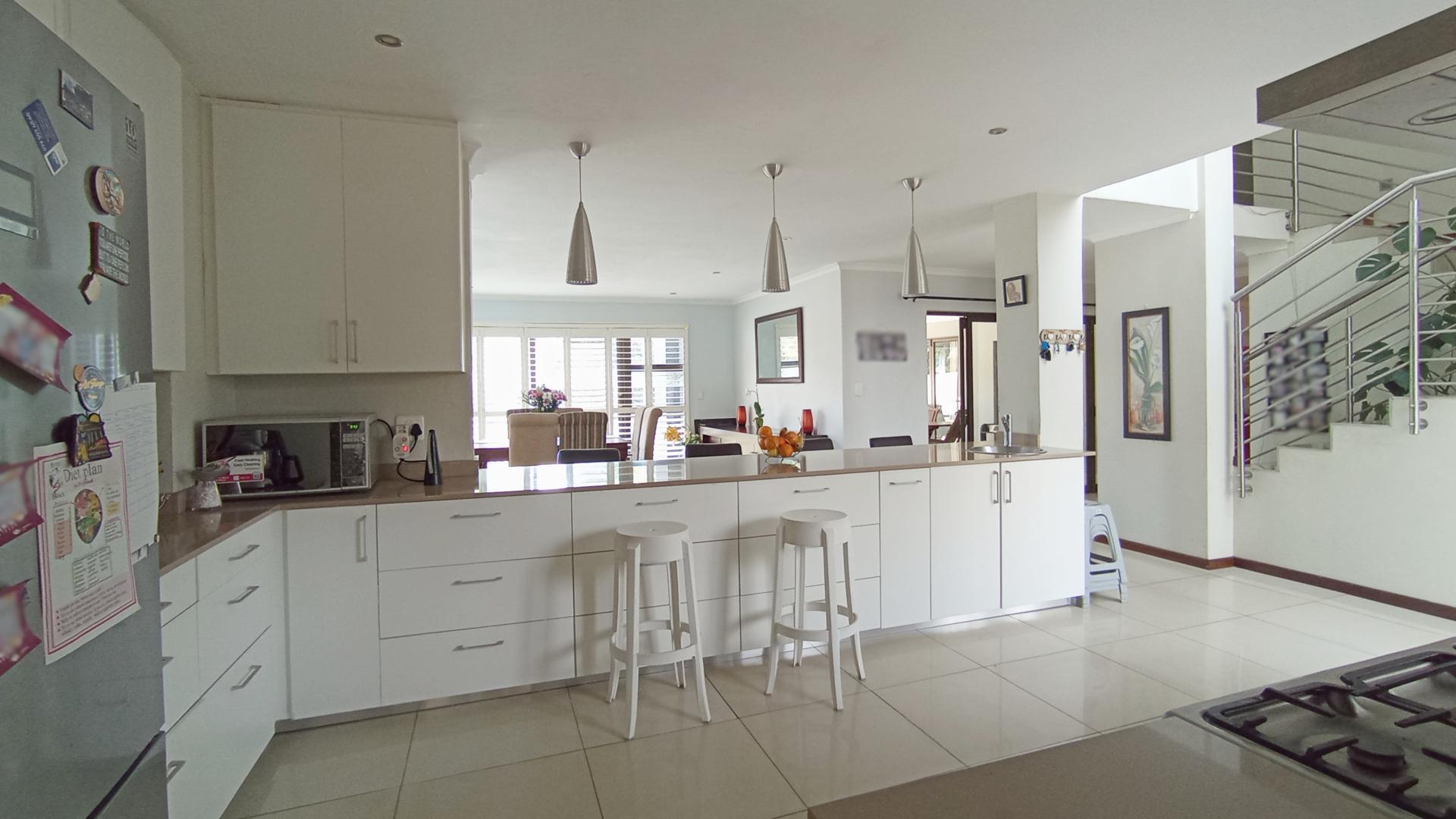 Kitchen - 36 square meters of property in Midstream Estate