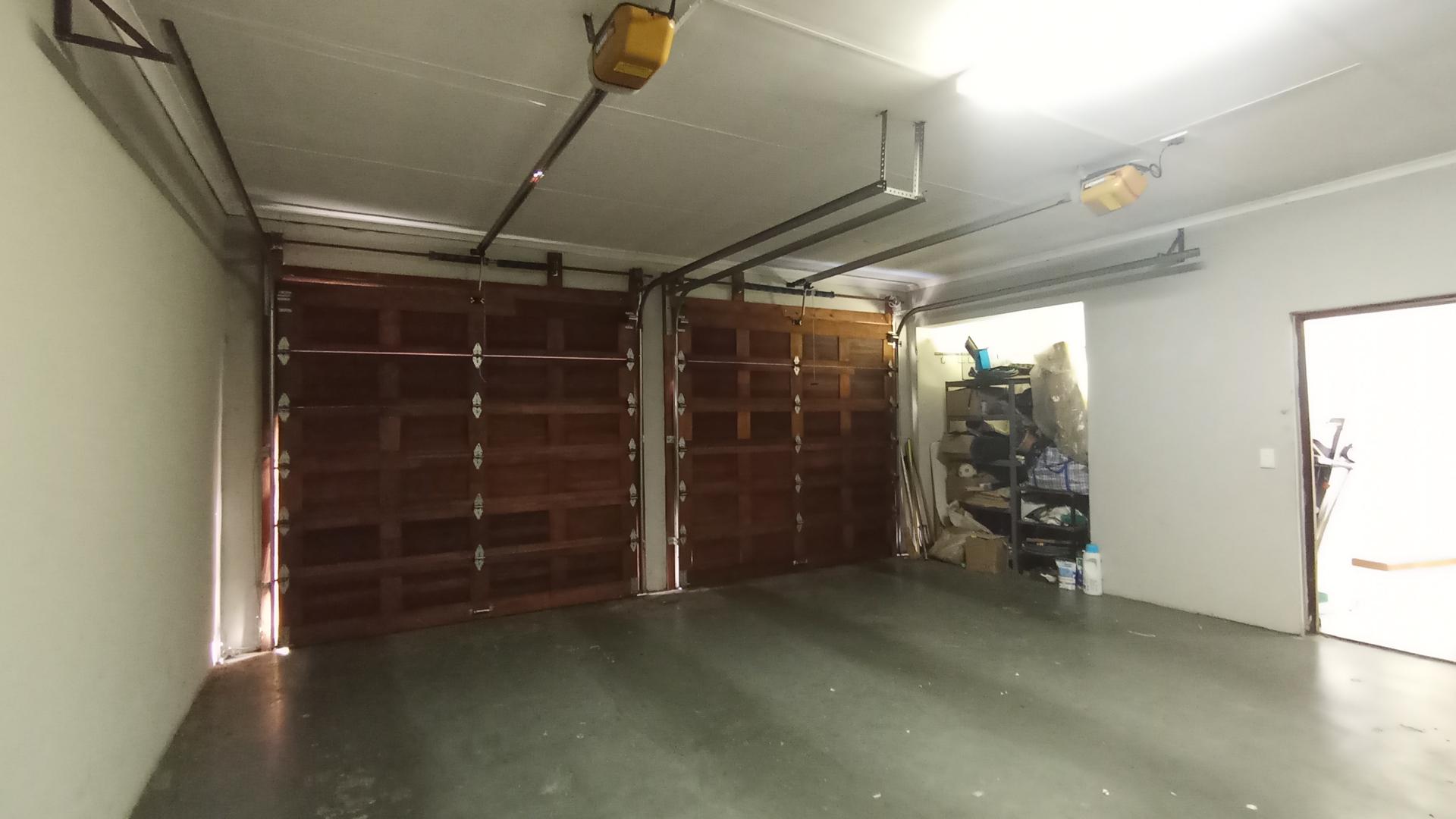 Garage of property in Midstream Estate