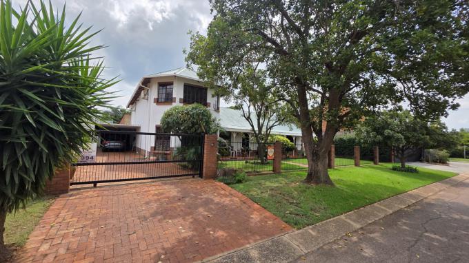 5 Bedroom House for Sale For Sale in Sinoville - MR690767