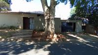 Front View of property in Melville