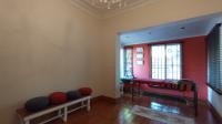 Lounges - 25 square meters of property in Melville