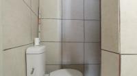 Bathroom 3+ - 2 square meters of property in Melville