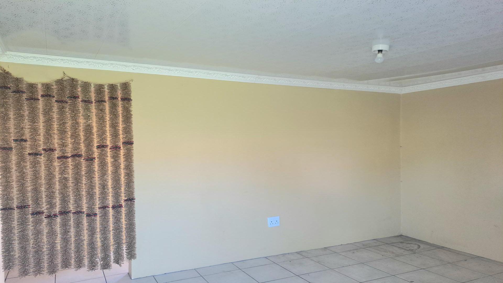 Lounges of property in Umlazi