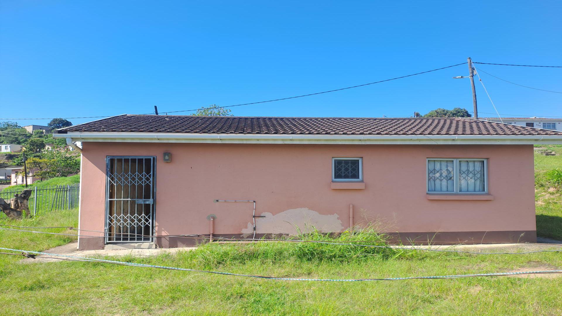 Backyard of property in Umlazi