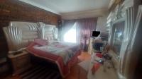 Main Bedroom of property in Riebeeckstad