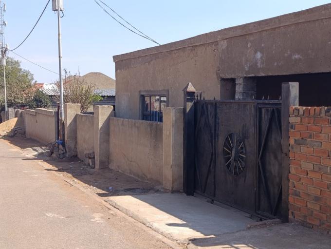 5 Bedroom House for Sale For Sale in Atteridgeville - MR690783