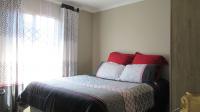 Bed Room 1 - 11 square meters of property in Savanna City