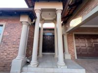 3 Bedroom 3 Bathroom House for Sale for sale in Wilkoppies