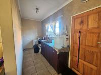  of property in La Hoff