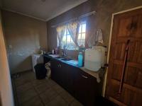  of property in La Hoff