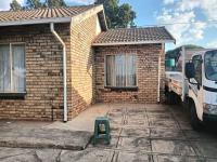  of property in Geelhoutpark
