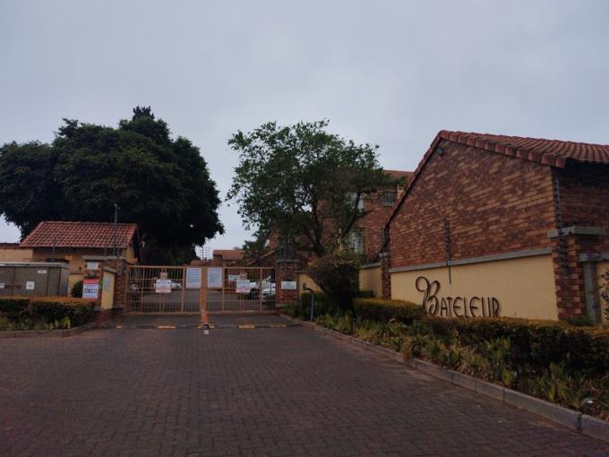 2 Bedroom Apartment for Sale For Sale in Die Hoewes - MR690843
