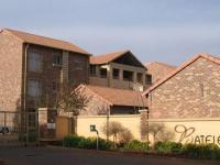  of property in Die Hoewes