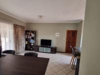  of property in Die Hoewes